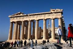 Ρεκόρ αφίξεων 17 εκατ. τουριστών αναμένεται το 2013