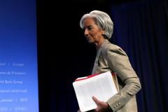 Πρόοδο στον τομέα των φορολογικών εσόδων βλέπει το ΔΝΤ στην Ελλάδα