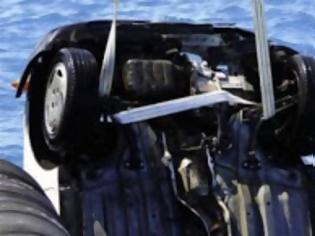 Φωτογραφία για Πάτρα: 24χρονος οδηγός έπεσε με το αυτοκίνητο στη θάλασσα