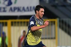 Ο Περόνε αρχίζει να 