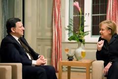 Ο Μπαρόζο υπερασπίζεται τη Μέρκελ