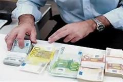 Κατήγγειλε τραπεζικό ότι του άδειασε τον λογαριασμό!