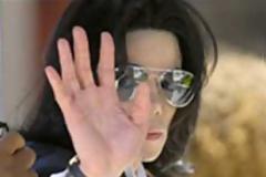 «Εγώ είμαι ο βιολογικός πατέρας των παιδιών του Μάικλ Τζάκσον – Θα το αποδείξω με τεστ DNA»