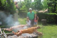 Με …μοτεράκια και με λιακάδα το ψήσιμο του οβελία στα Τρίκαλα