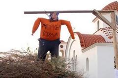 ‘Εκαψαν τη Μέρκελ στο Καβούσι Λασιθίου!