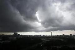 Mετά τον καύσωνα έρχονται βροχές και καταιγίδες