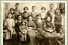 Αν δεν υπήρχε η οικογένεια, η ελληνική κοινωνία και η Ελλάδα θα είχε διαλυθεί! Κάποιοι θέλουν να διαλύσουν το θεσμό της οικογένειας...