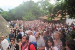 Πλήθος κόσμου στο Καστράκι Καλαμπάκας για τον Αϊ Γιώργη τον Μαντηλά