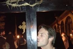 O Στράτος Τζώρτζογλου σηκώνει τον Σταυρό του Μαρτυρίου!