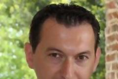 Στρατιωτικός που έχει τάση για δημιουργία χρεών κινδυνεύει να ελεγχθεί πειθαρχικά και να τιμωρηθεί;