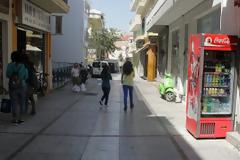 Ελεύθεροι με περιοριστικούς όρους οι ιδιοκτήτες του μπαρ της Μιλάτου