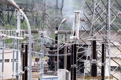 Η εκπομπή τοξικών αέριων στη Ράινα συνεχίζεται