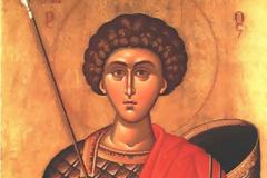 Δακρύζει εικόνα του Αγίου Γεωργίου – Αναβλύζει μύρο!