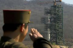 Δύο πυραύλους μετακίνησε η Βόρεια Κορέα