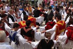 Πάτρα: Ένα ξεχωριστό έθιμο στο Άνω Kαστρίτσι - Δείτε φωτο