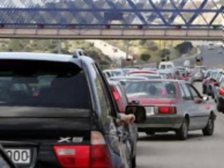 Φωτογραφία για Mποτιλιάρισμα στα διόδια του Ρίου και στη Γέφυρα - Σημειωτόν τα αυτοκίνητα και στην Ε.Ο. Αντιρίου-Ιωαννίνων