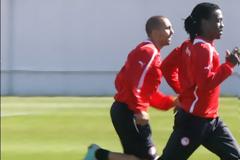 ΕΞΟΡΓΙΣΜΕΝΟΙ ΜΕ ΜΠΟΑΤΕΝΓΚ ΣΤΟ ΛΙΜΑΝΙ...