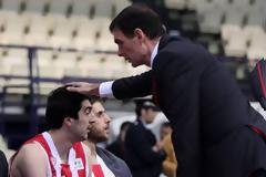 ΔΙΠΛΕΣ ΠΡΟΠΟΝΗΣΕΙΣ ΚΑΙ... ΑΓΩΝΑΣ ΔΡΟΜΟΥ ΓΙΑ ΣΕΡΜΑΝΤΙΝΙ