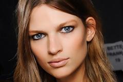 Κάνετε κοψίματα στο πρόσωπό σας