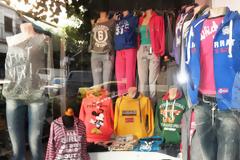 Νέα πτώση στο λιανικό εμπόριο τον Φεβρουάριο