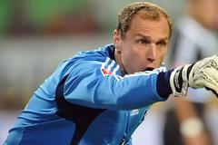 ΕΠΙΜΕΝΟΥΝ ΓΙΑ ΝΤΡΟΜΠΝΙ ΟΙ ΤΣΕΧΟΙ...