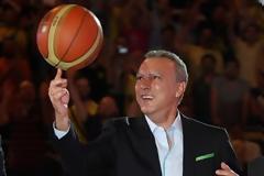 Συγκίνηση και αποθέωση στη γιορτή για τον Νίκο Γκάλη