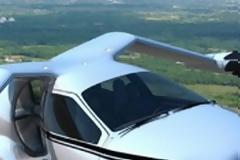 Κι όμως πετάει! [video]