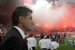 ΑΝΥΠΟΜΟΝΕΙ Ο ΜΙΤΣΕΛ...