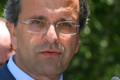 Ποιοι είναι οι υπουργοί και οι επιχειρηματίες που θα ταξιδέψουν με τον Aντώνη Σαμαρά στο Πεκίνο