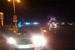 Μέγαρα: Μετατόπιση φορτίου σε νταλίκα