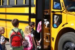 25 εκατ. ευρώ για την κάλυψη δαπανών μεταφοράς μαθητών