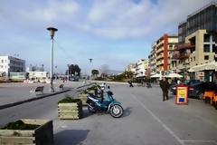 Παρέσυρε και εγκατέλειψε 16χρονο μαθητή