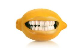 Οι χειρότερες και οι καλύτερες τροφές για τα δόντια