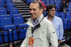 ΣΤΟ ΛΟΝΔΙΝΟ ΚΑΙ ΟΙ ΠΡΟΕΔΡΟΙ... ΣΤΗΝ ΠΡΟΠΟΝΗΣΗ Ο Γ. ΑΓΓΕΛΟΠΟΥΛΟΣ