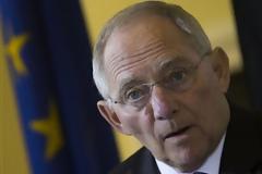 «Δεν επείγει η επιβολή του φόρου στις χρηματοοικονομικές συναλλαγές»