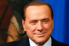 Παραπομπή του Μπερλουσκόνι σε νέα δίκη για χρηματισμό γερουσιαστή