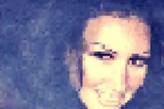 Εντυπωσιακή μελαχρινή, η αδελφή της 23χρονης Φαίης - 