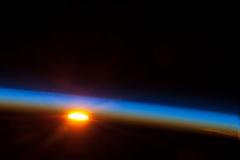 Εκπληκτική εικόνα της αυγής από το διάστημα!