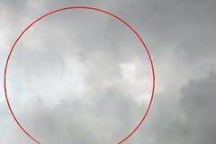 Σοκ και Δέος από τη Φωτογραφία που δείχνει τη μορφή του Χριστού στον ουρανό,ΦΩΤΟ + ΒΙΝΤΕΟ...!!!