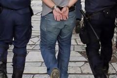 Σύλληψη για μεταφορά παράνομων μεταναστών