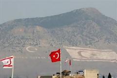 Τρεις έλληνες κρατούνται παράνομα στα Κατεχόμενα