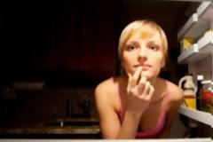 Αυτά είναι τα καλύτερα σνακ για τις βραδινές λιγούρες- Φάτε ελεύθερα δεν θα παχύνετε