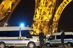 Πλημμύρισαν οι παρόχθιες οδοί του ποταμού Σηκουάνα