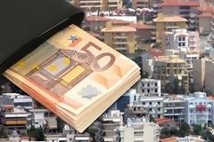 Κινδυνεύουν με... δήμευση 130.000 ακίνητα