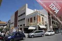 Φωτιά στο κτίριο Ακτάρικα στο κέντρο του Ηρακλείου