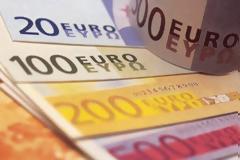 Επιταχύνεται ο αποπληθωρισμός στην Ελλάδα