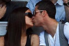 Δεν είχαν μάτια για τον αγώνα Ρονάλντο - Σάικ