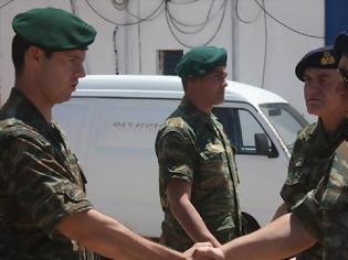 Φωτογραφία για Με ελικόπτερο έφτασε το «δώρο» του Κωσταράκου στο Καστελλόριζο!