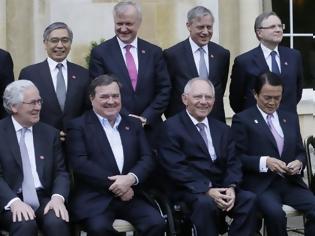 Φωτογραφία για Αλλαγή κλίματος στο G-7 που κάνει στροφή προς την ανάπτυξη