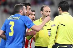 Γ@μώ το ελληνικό σας ποδόσφαιρο αλήτες...